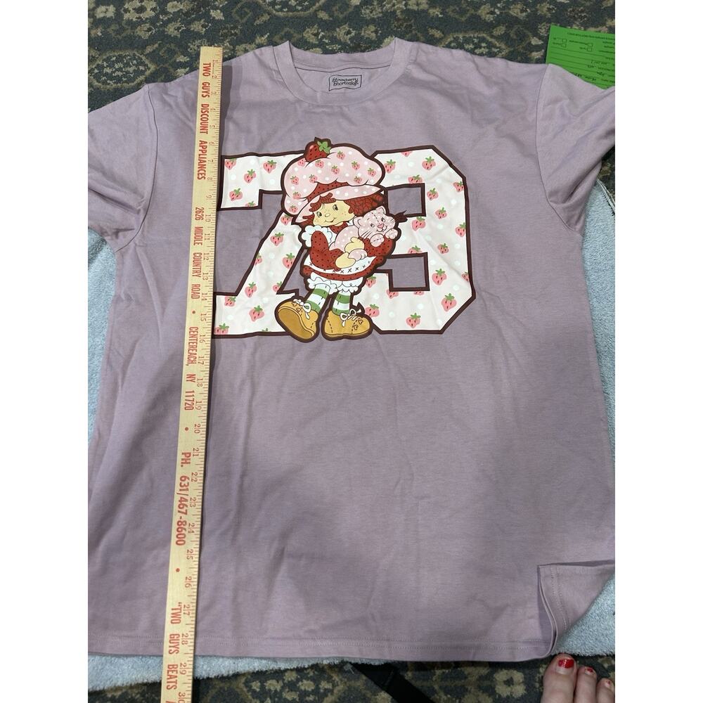 Vintage Style PURPLE STRAWBERRY SHORTCAKE 1979 T-Shirt MENS Large NWOT